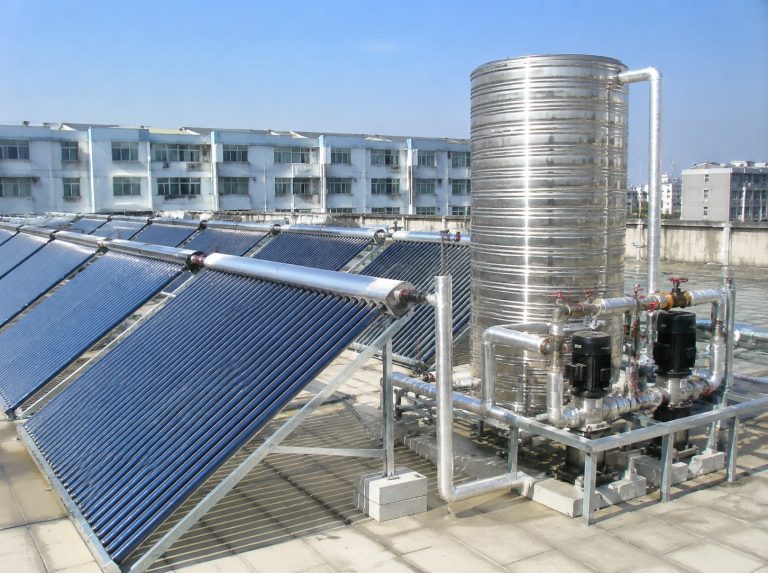 寻乌县商用大容量真空管太阳能热水系统